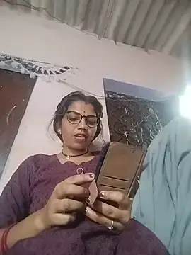 Hot_soniya78  live sex cam