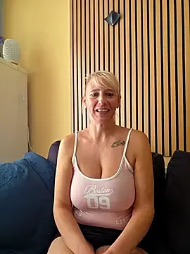 JadeVelvet-  live sex cam