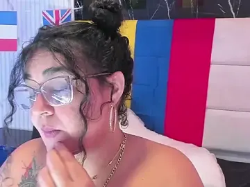 Reginavegaa  live sex cam
