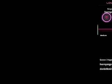 Skay_Hot  live sex cam