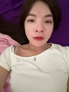 Hello-2k  live sex cam