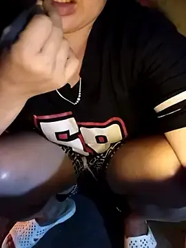 Tthun1  live sex cam
