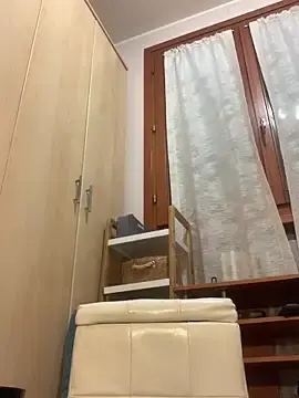 Vanda26hot  live sex cam