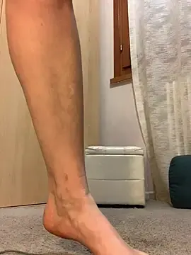 Vanda26hot  live sex cam