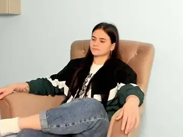 AddieLeech  live sex cam