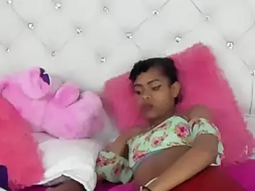 Aleja_miller1703  live sex cam