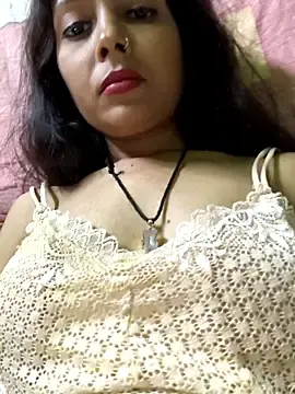 Gud_girl_Nilu  live sex cam