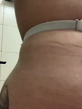 HotQueen777  live sex cam