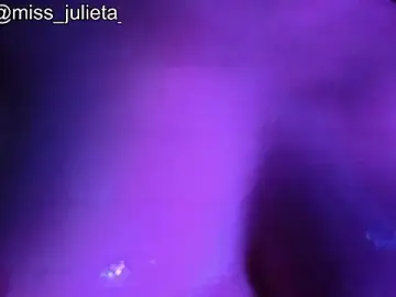 Julieta_Russell  live sex cam