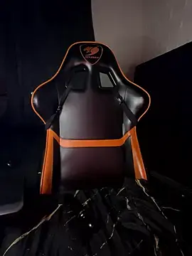 QUEEN_NOBUHLE_777  live sex cam