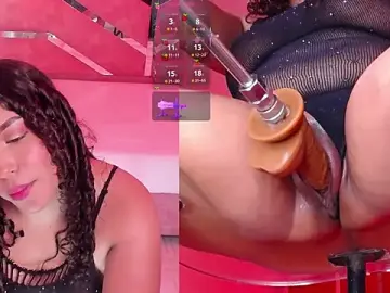SugarandNibbles  live sex cam