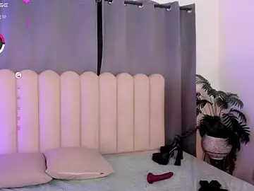 Bahiya_aziz  live sex cam