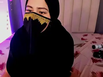 Bahiya_aziz  live sex cam