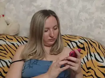 Hotsteacher  live sex cam