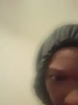 Waterfalls25  live sex cam