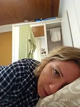 Zarina3003  live sex cam