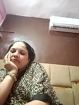 Sabkiaski  live sex cam