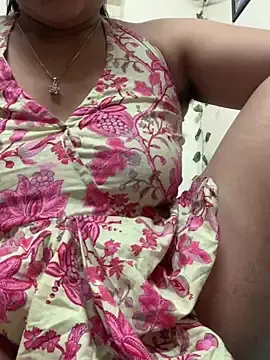 Sunitahotgirl  live sex cam