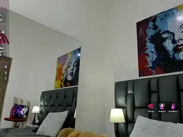 Vanesa_49  live sex cam