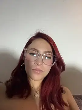 Baddiie_x  live sex cam