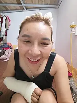 Lanlan8787  live sex cam