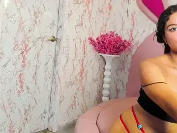 Divine_Ela  live sex cam