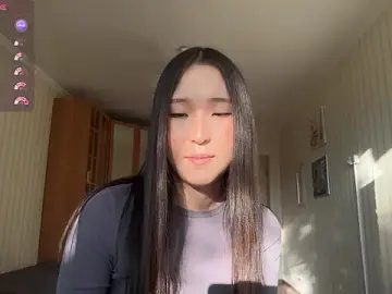 Moniesta  live sex cam