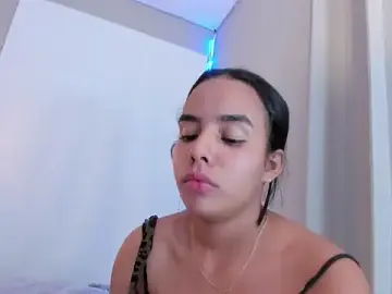 Roxy_Stonee  live sex cam