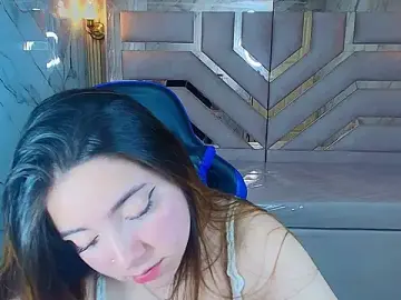 Emily__r__  live sex cam