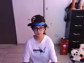Thomascooper7  live sex cam