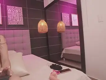 Adara_Toro  live sex cam