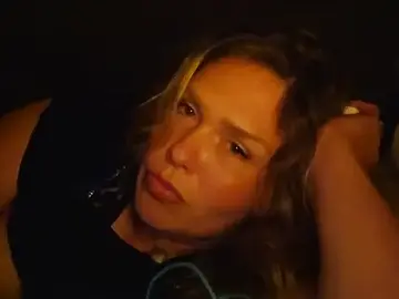 Cockfiend1  live sex cam