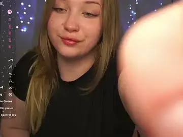 CuteSharloti  live sex cam