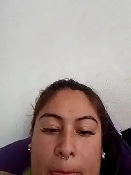 Juanavic  live sex cam