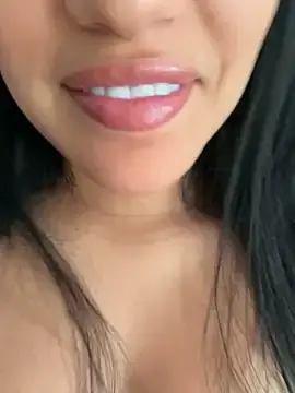 M1ury  live sex cam