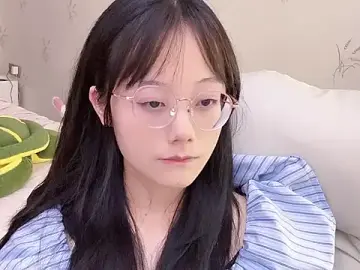 Puppy-999  live sex cam