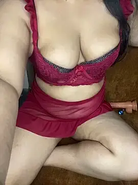 Urbustymom  live sex cam