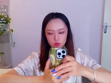 Yufenna  live sex cam