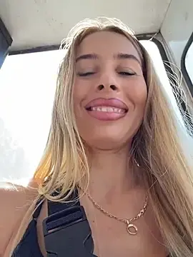 CataleiaCati31  live sex cam