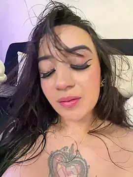 EmmyEvans1  live sex cam