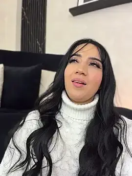 EmmyEvans1  live sex cam