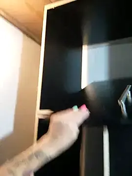 Gatithaaa  live sex cam