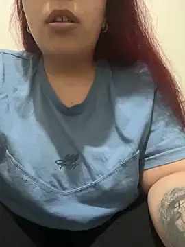 Laavinia  live sex cam
