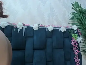 Melody_Megann  live sex cam