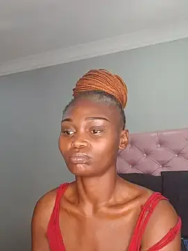 Tyra_Bangs  live sex cam