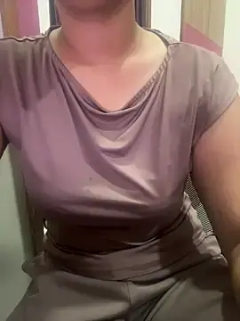Vaishali21  live sex cam