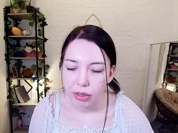 Foxy_18  live sex cam