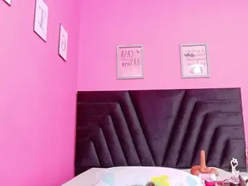 Naughty_ebonyy  live sex cam