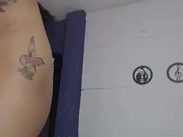 Skinny_Yizz  live sex cam
