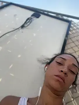 Starrynikki  live sex cam